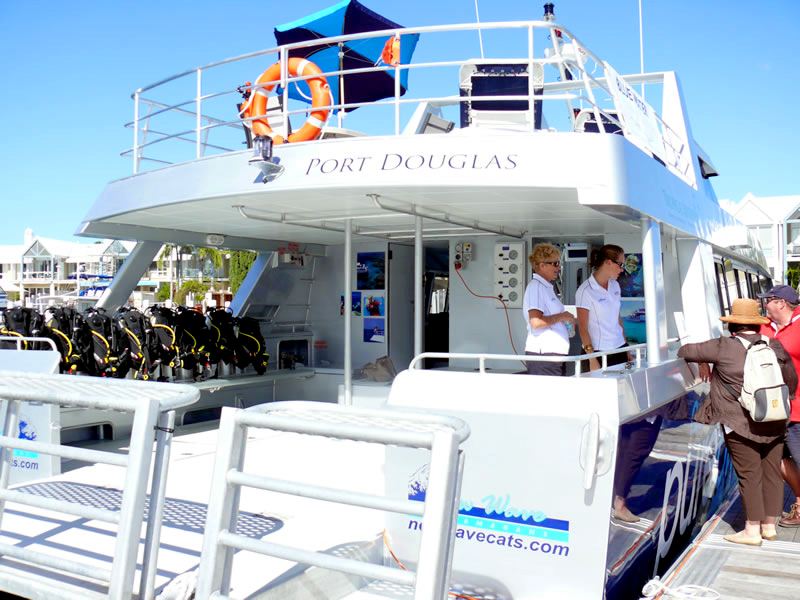 15m-dive-boat-1.jpg