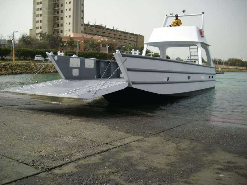 landing-craft-12.5m-4.jpg